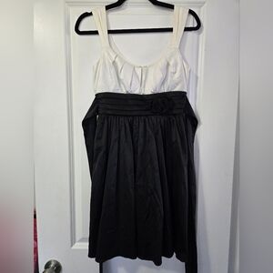 Size 3 White & Black Le Chateau A-line Formal Mini Dress